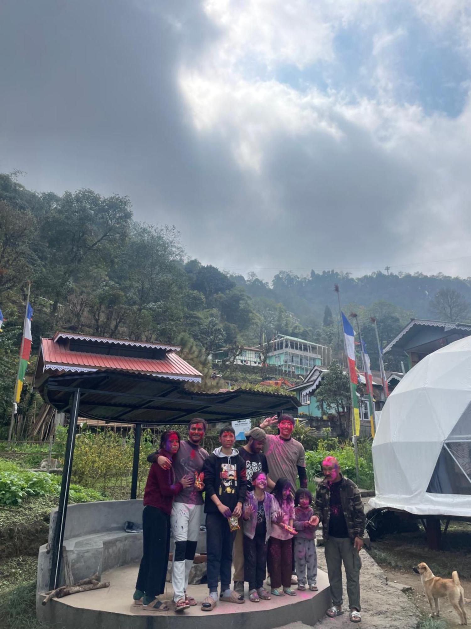 佩林 Wake In Himalayas旅舍 外观 照片