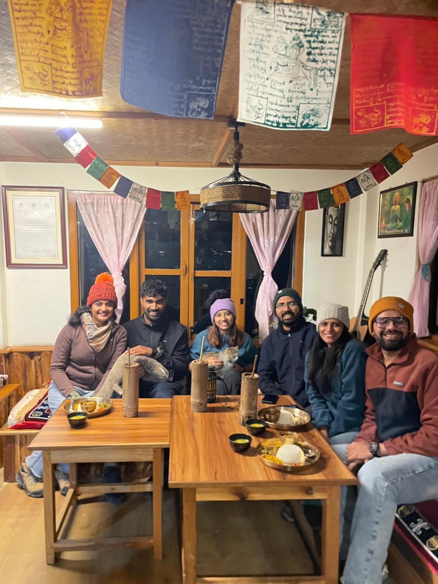 佩林 Wake In Himalayas旅舍 外观 照片